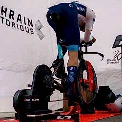 ELITE AVANTI ZWIFT COG VE CLICK INTERACTIVE HOMETRAINER - 10